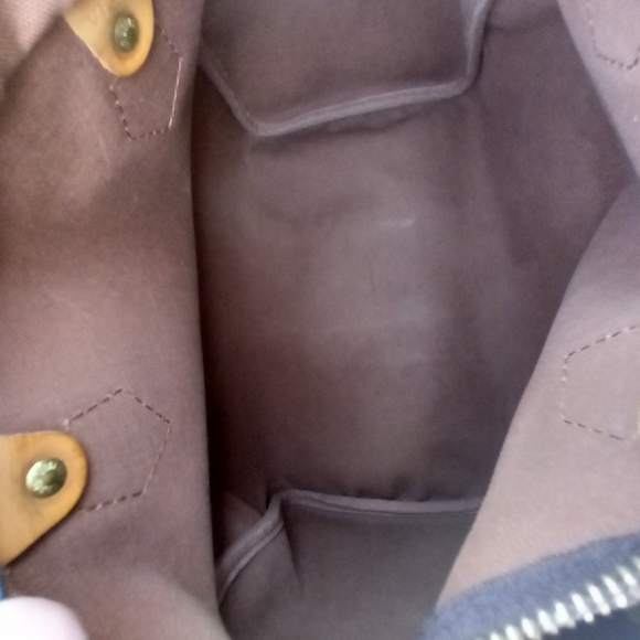 Authentic lv speedy 30 monogram - Picture 4 of 5